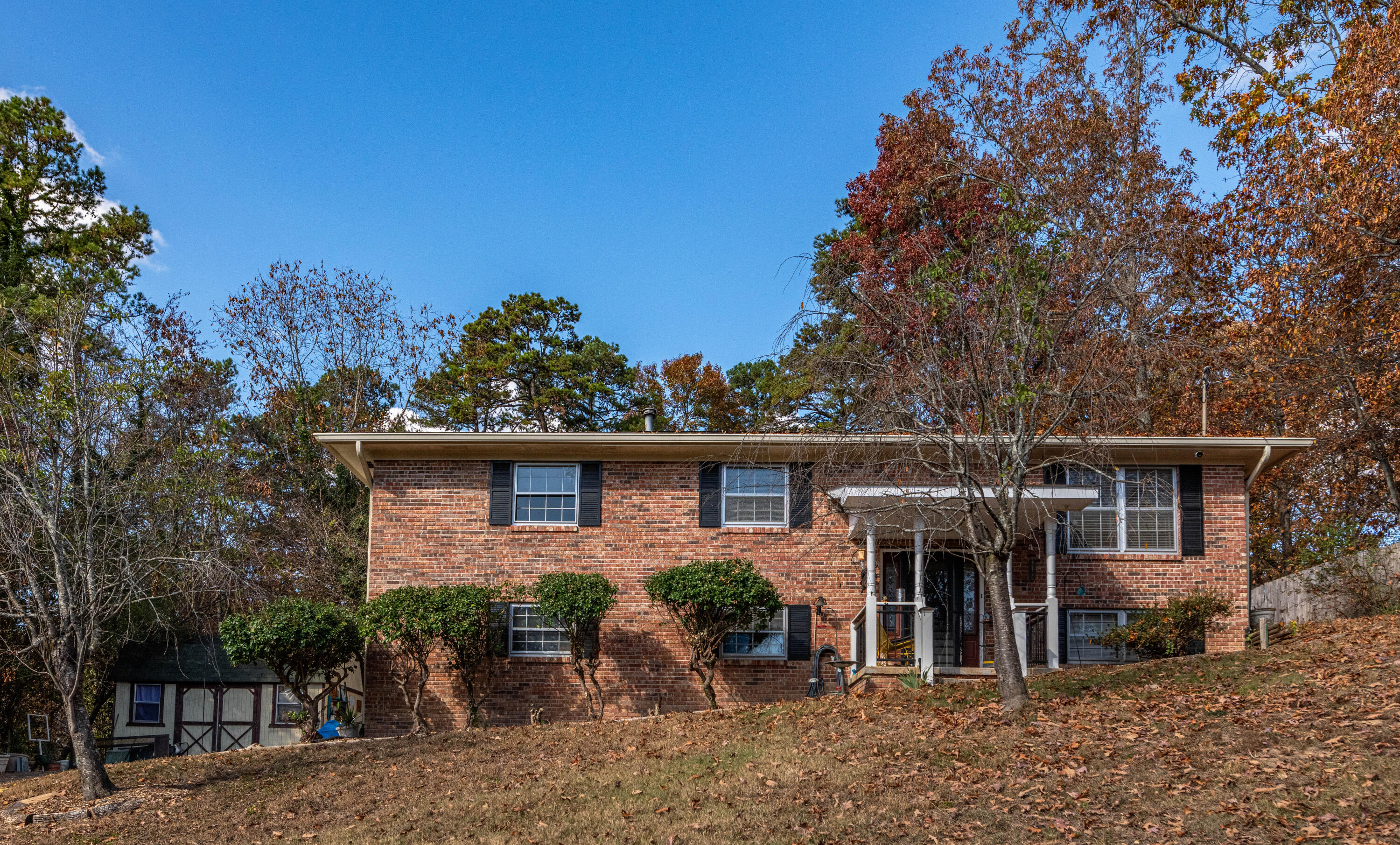 8400 Dunnhill Ln Hixson,TN 37343 CryeLeike