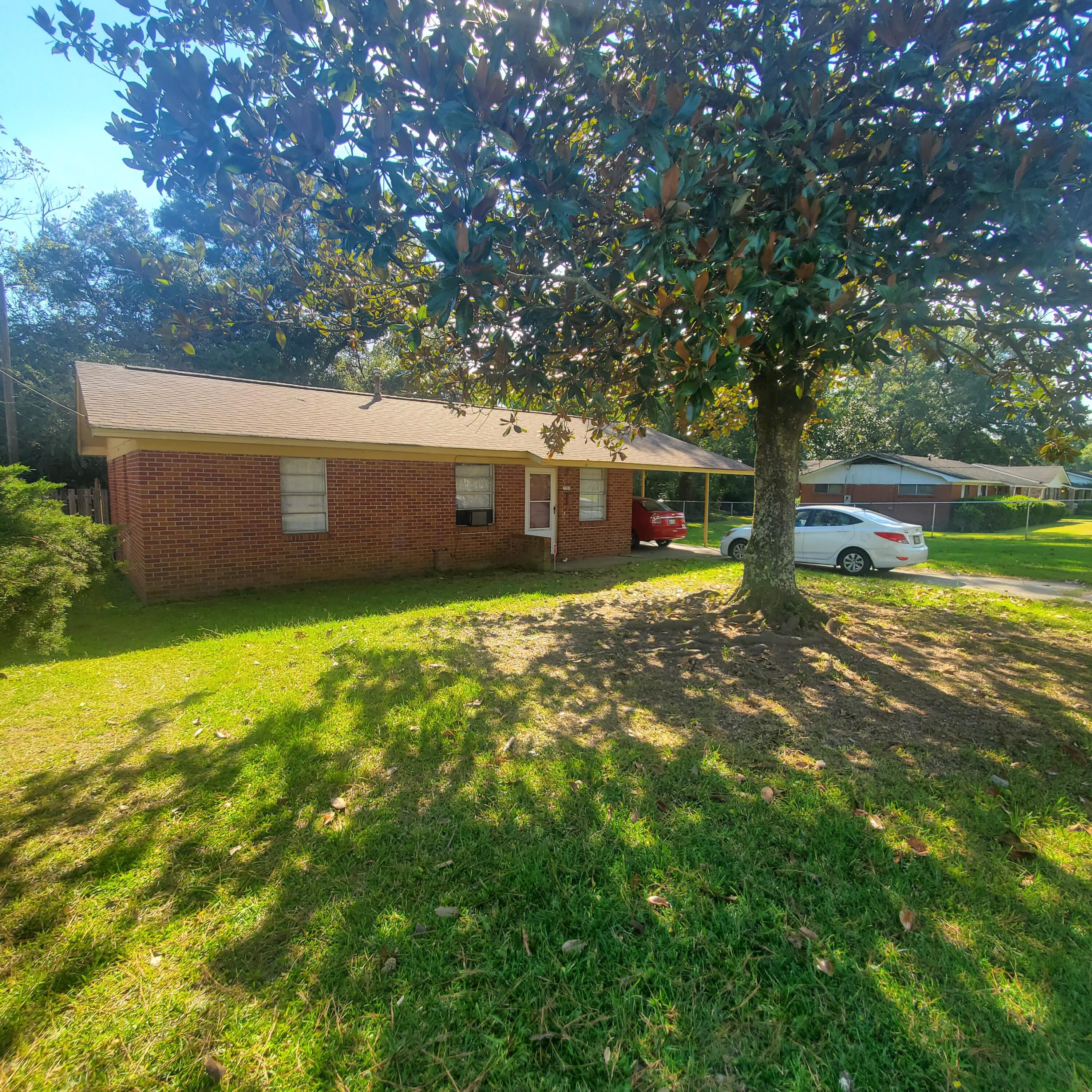 Laurel,MS 39440 CryeLeike