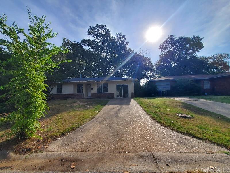 19 Brookview Dr Little Rock,AR 72209 CryeLeike