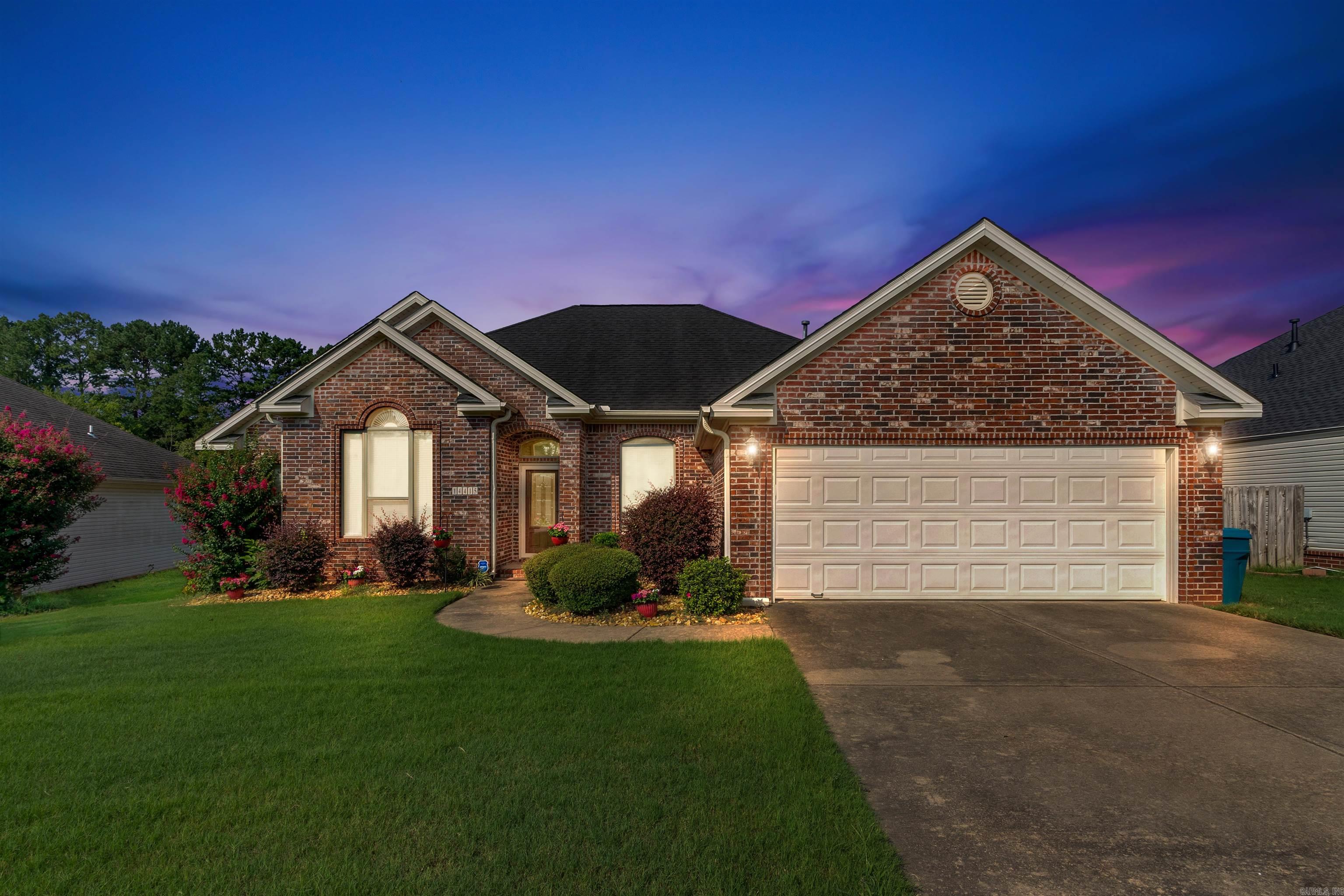 Little Rock,AR 72210 CryeLeike