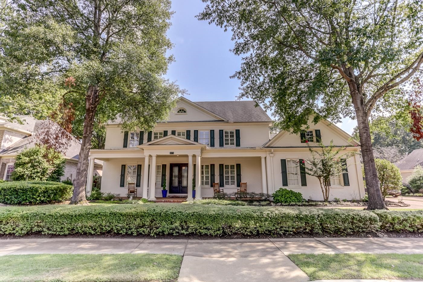 1871 Liles Ln Collierville,TN 38017 CryeLeike