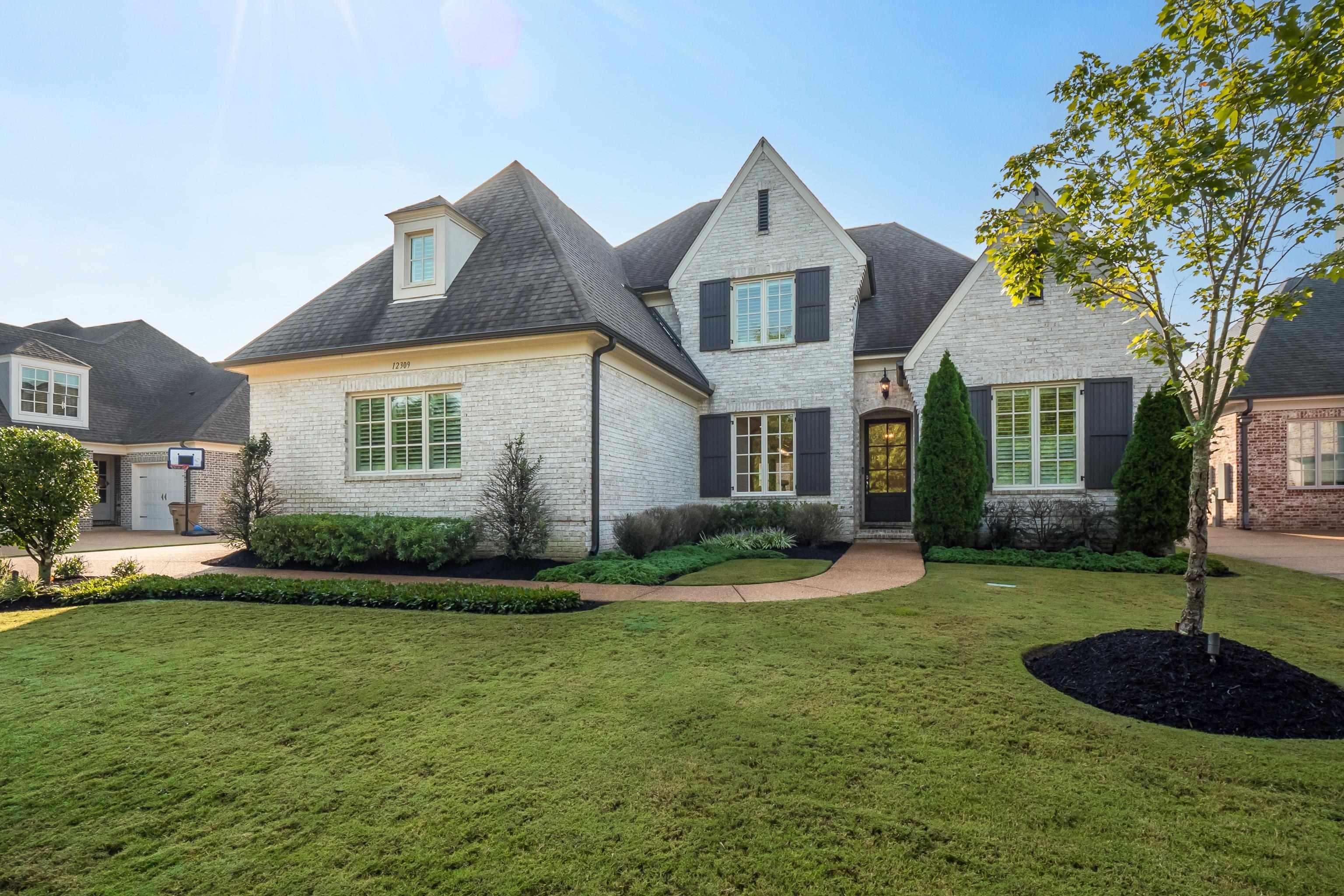 12309 Cascabel Ln Collierville,TN 38017 CryeLeike