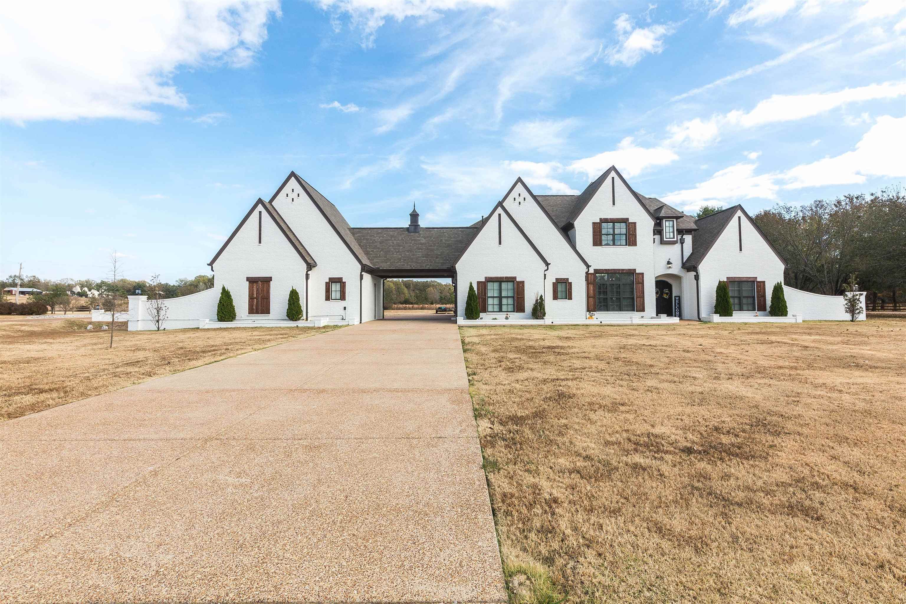 2880 Schaeffer Dr Eads,TN 38028 CryeLeike