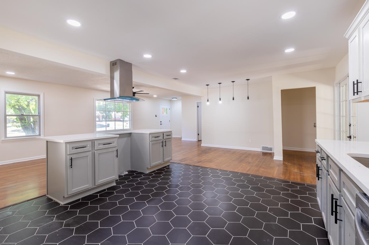 Memphis,TN 38118 CryeLeike